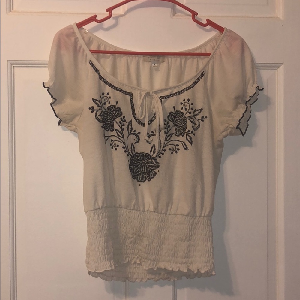 Fun dressy shirt! Super comfortable!
